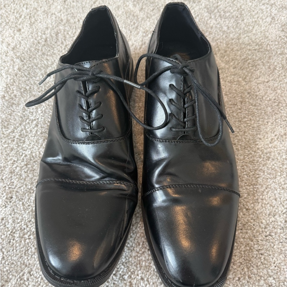 Unlisted by Kenneth Cole Black Oxford Shoes